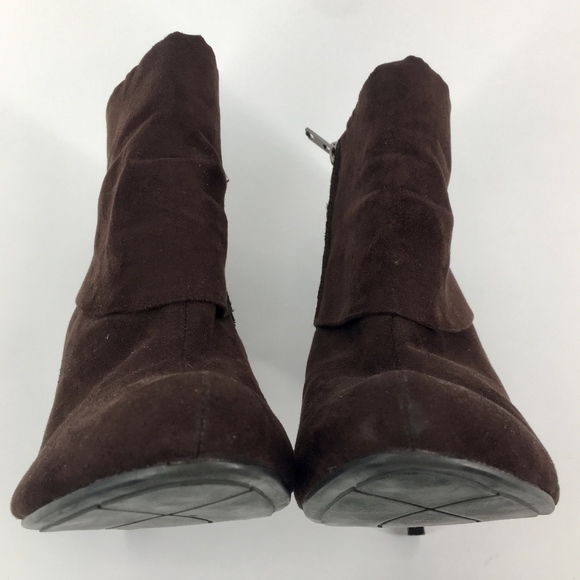 MARC FISHER Brown Suede Fold-Over Booties Size 7.5 - Picture 3 of 6